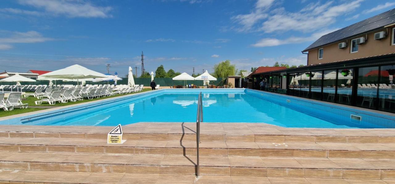 Motel Laguna Beius Extérieur photo
